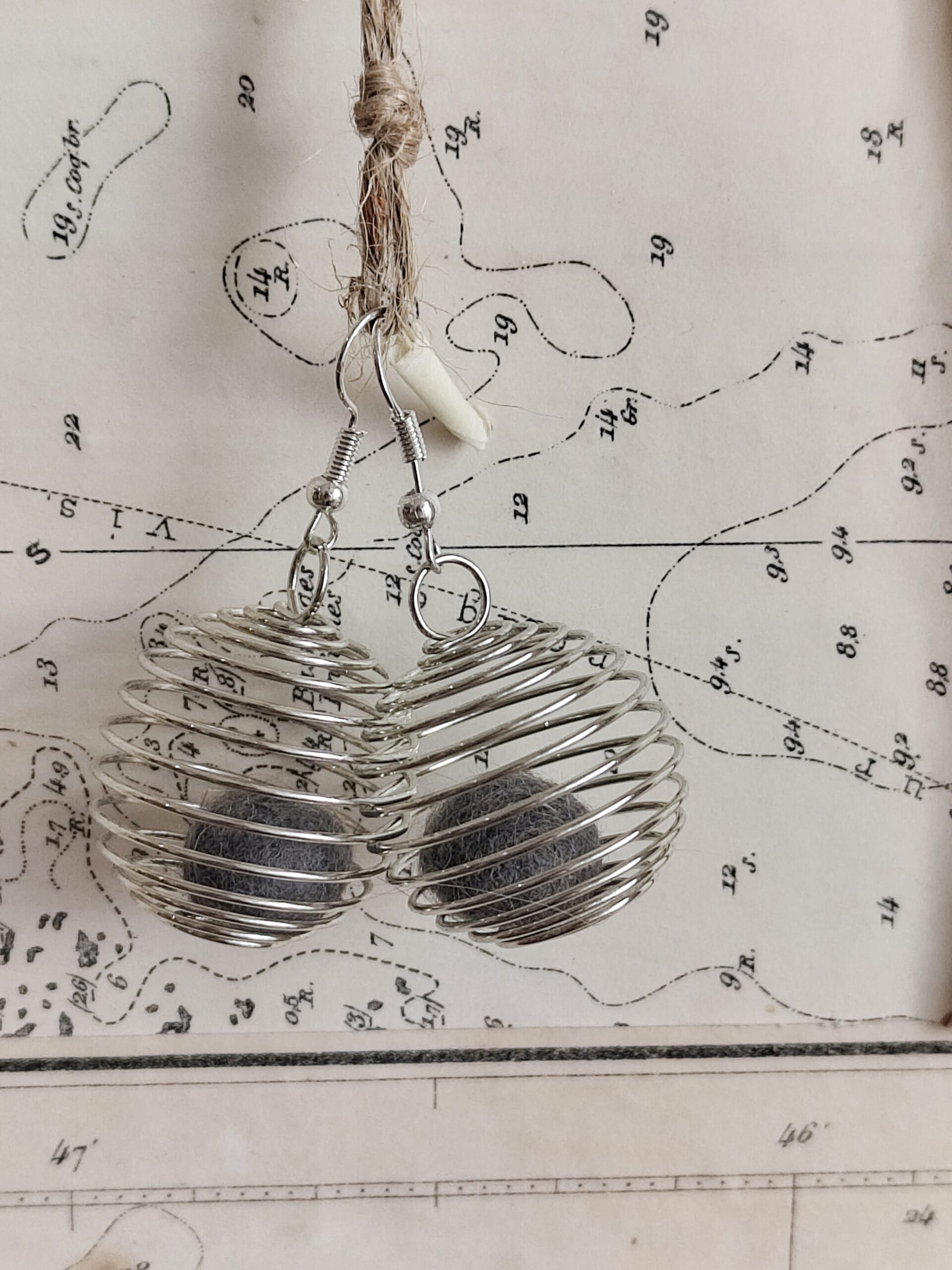 boucle cage argentée